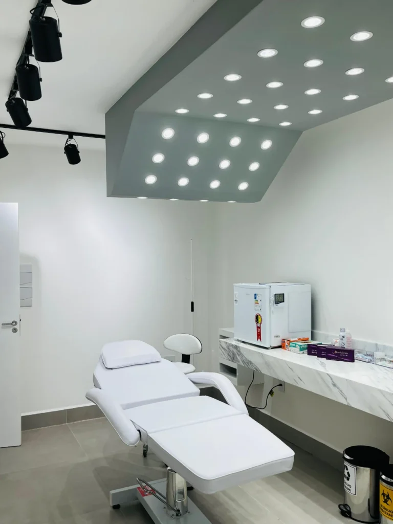 Clinica especializada em microcirurgia clinica londrina lipo de papada hd londrina onde fazer botox e preenchimento preço londrina pr 2 (4)