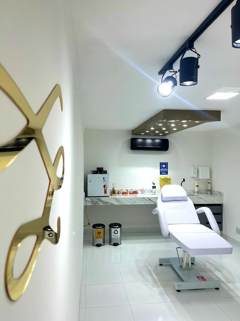 Clinica especializada em microcirurgia clinica londrina lipo de papada hd londrina onde fazer botox e preenchimento preço londrina pr cirurgia olheira (1 (4)